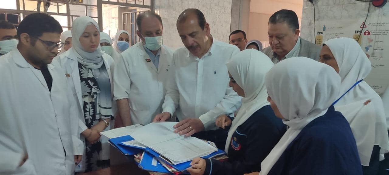 نائب وزير الصحة يتفقد منشآت صحية بالدقهلية ويوجه بتكريم المتميزين ومحاسبة المقصرين
